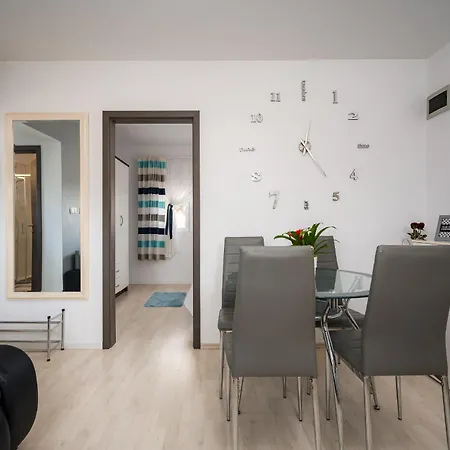 Charming Rose 1&2 With Pool