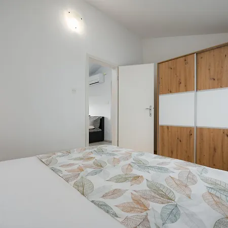 Charming Rose 1&2 With Pool *