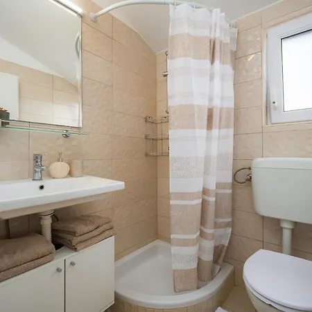 Charming Rose 1&2 With Pool Apartment Porec