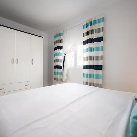 Charming Rose 1&2 With Pool Apartamento