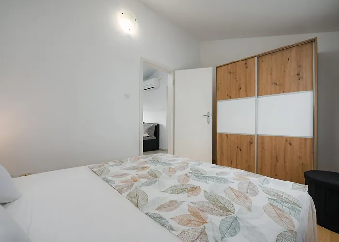 Charming Rose 1&2 With Pool *