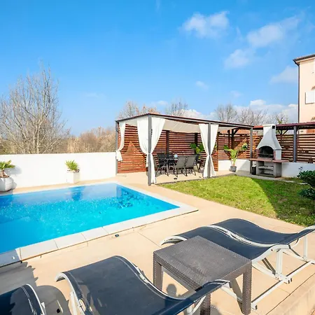 Charming Rose 1&2 With Pool * Poreč