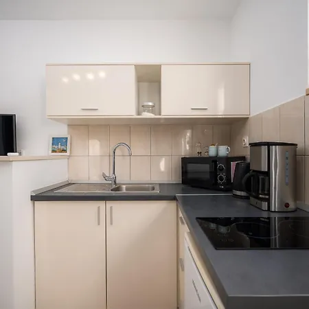 Charming Rose 1&2 With Pool Appartement *